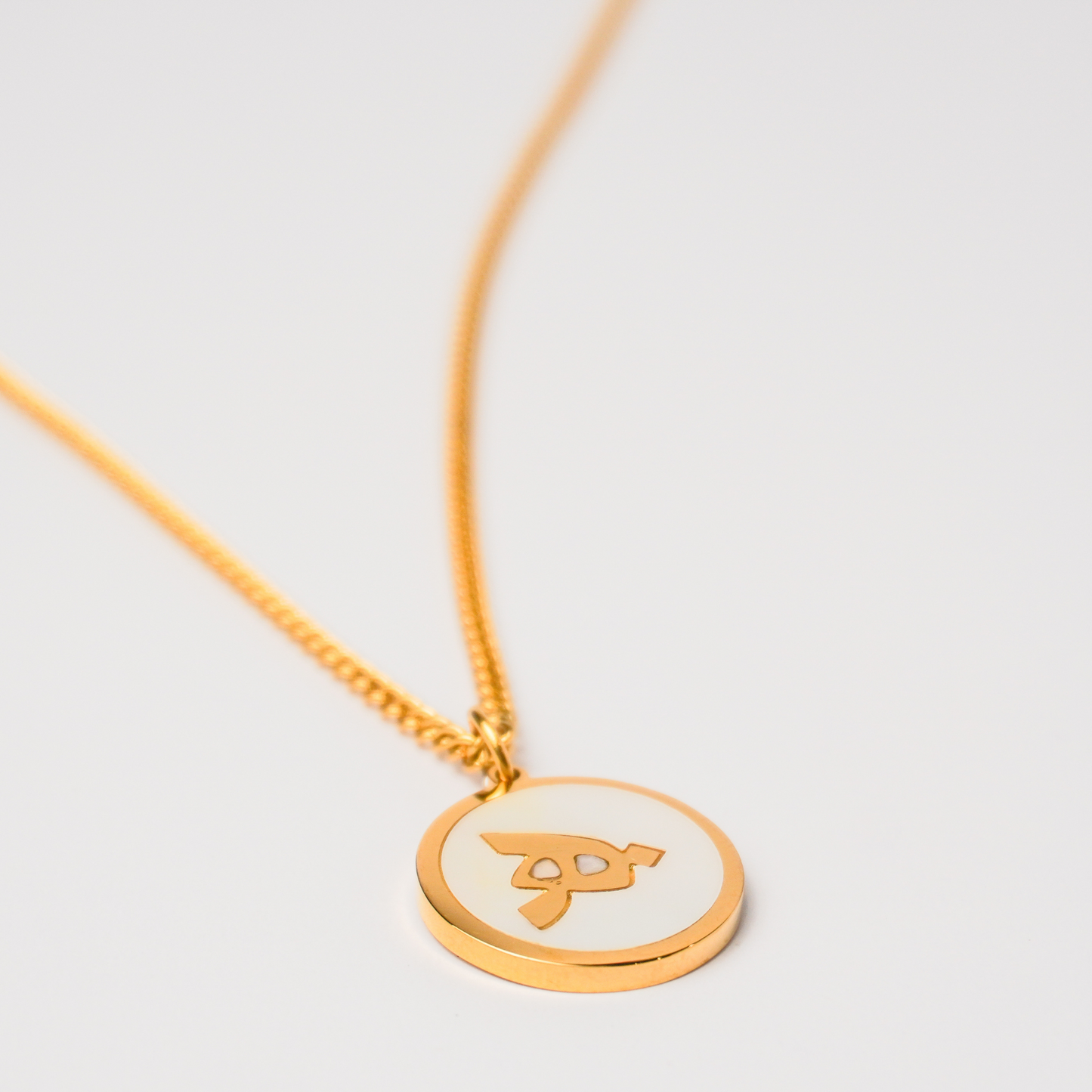 Arabic Letter Shell Necklace - Haa' (H)