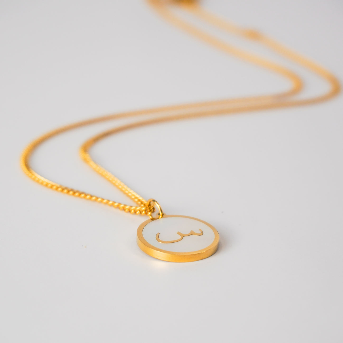 Arabic Letter Shell Necklace - Seen (S)
